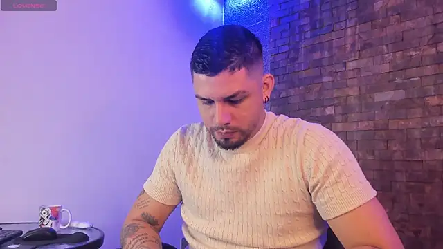 Snapshot of Jacob19_ chatting on September 17, 2025, 1:24 pm Jacob19 online show from September 17, 2025, 1:24 pm