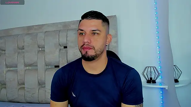 Snapshot of Jacob19_ chatting on September 22, 2025, 11:34 am Jacob19 online show from September 22, 2025, 11:34 am