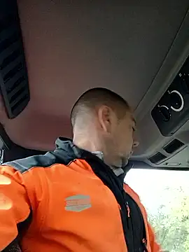 Snapshot of hugoboys4576 chatting on October 7, 2025, 6:54 am hugoboys4576 online show from October 7, 2025, 6:54 am