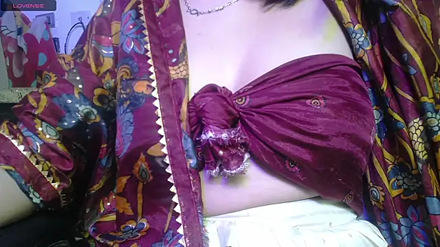 kashvi  online show from May 14, 2026, 8:15 pm
