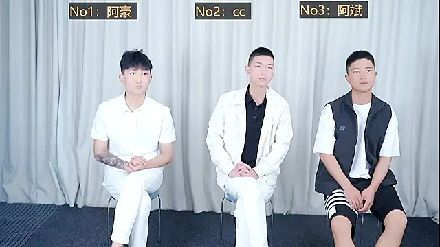 Snapshot of luxibaby chatting on September 20, 2025, 8:26 am luxibaby online show from September 20, 2025, 8:26 am
