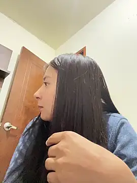 Snapshot of Karlee_Grey1 chatting on September 20, 2025, 7:26 pm Karlee Grey1 online show from September 20, 2025, 7:26 pm