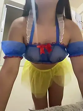 Snapshot of Karlee_Grey1 chatting on November 2, 2025, 2:58 am Karlee Grey1 online show from November 2, 2025, 2:58 am