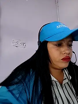 Snapshot of MILA__06 chatting on October 28, 2025, 2:31 pm MILA 06 online show from October 28, 2025, 2:31 pm