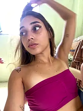 loirinhaaa online show from January 8, 2026, 3:47 pm