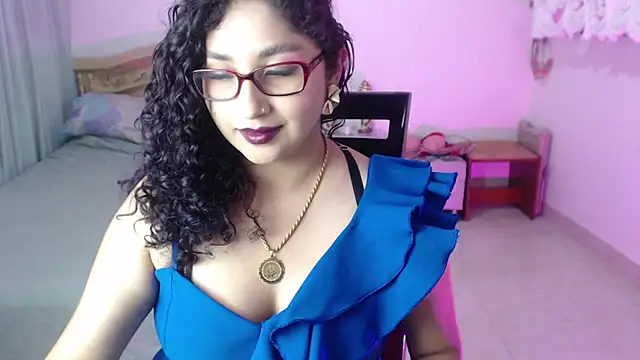 Snapshot of Gia_Dior chatting on October 1, 2025, 11:55 pm Gia Dior online show from October 1, 2025, 11:55 pm