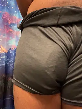 TallDickguy00 online show from September 18, 2025, 1:18 am