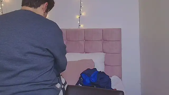 Sasharosee2 online show from September 19, 2025, 12:06 pm