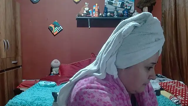 Snapshot of Sasharosee2 chatting on February 14, 2026, 12:13 pm Sasharosee2 online show from February 14, 2026, 12:13 pm