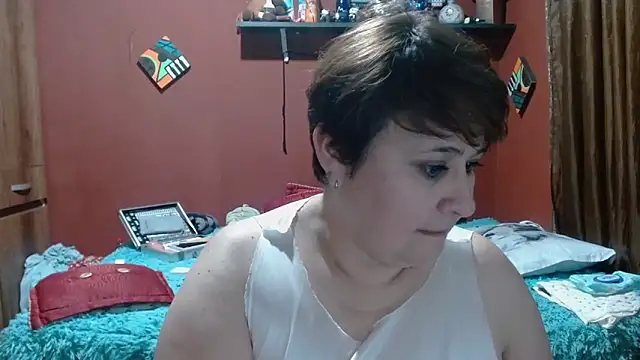 Snapshot of Sasharosee2 chatting on February 28, 2026, 12:22 am Sasharosee2 online show from February 28, 2026, 12:22 am