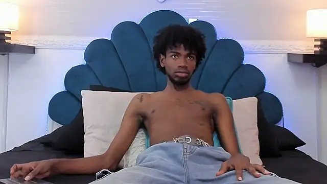 Snapshot of AllexJacob chatting on October 4, 2025, 1:09 pm AllexJacob online show from October 4, 2025, 1:09 pm