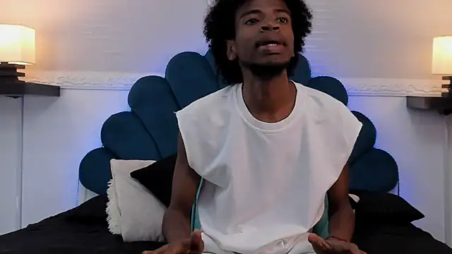 Snapshot of AllexJacob chatting on October 6, 2025, 1:19 pm AllexJacob online show from October 6, 2025, 1:19 pm