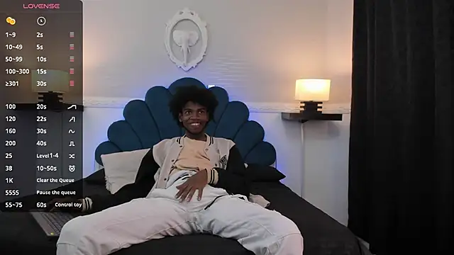 Snapshot of AllexJacob chatting on October 7, 2025, 1:08 pm AllexJacob online show from October 7, 2025, 1:08 pm