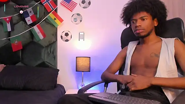 AllexJacob online show from June 12, 2026, 12:26 pm