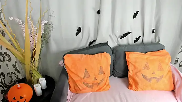  Velvet peach  online show from October 31, 2025, 5:19 am