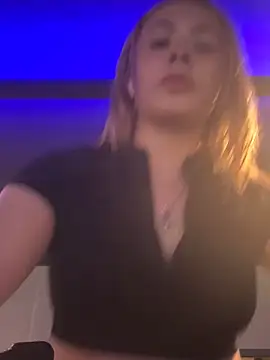 IamCatalina888 online show from September 25, 2025, 5:16 pm