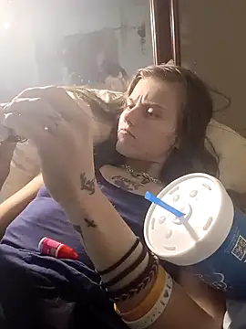 cicithtbitch online show from October 18, 2025, 4:26 am