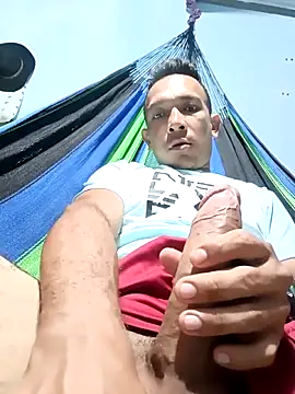 HotmenyPucca1807 online show from September 30, 2025, 8:25 pm