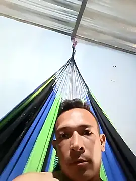 HotmenyPucca1807 online show from October 10, 2025, 9:25 pm