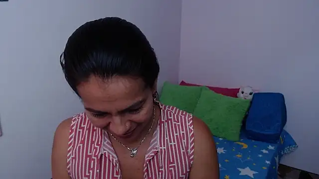 camilavargas  online show from March 16, 2026, 8:35 pm