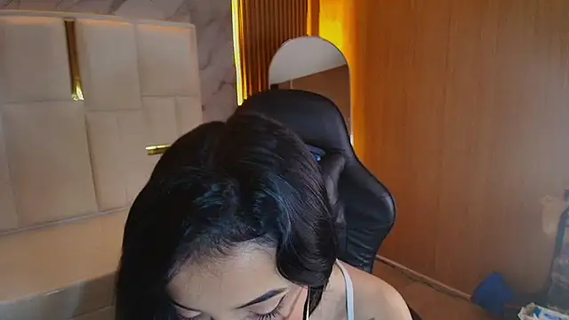 sophiadoll tf online show from October 1, 2025, 8:48 pm