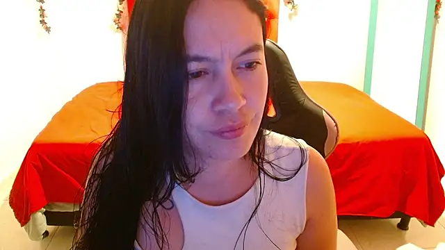 cristal1609 online show from March 18, 2026, 1:03 pm