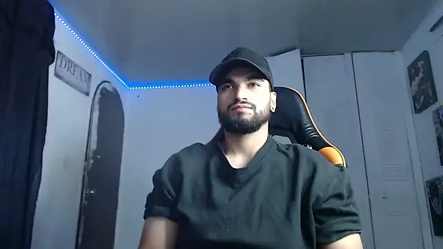 Chrys harris77 online show from October 4, 2025, 11:14 pm