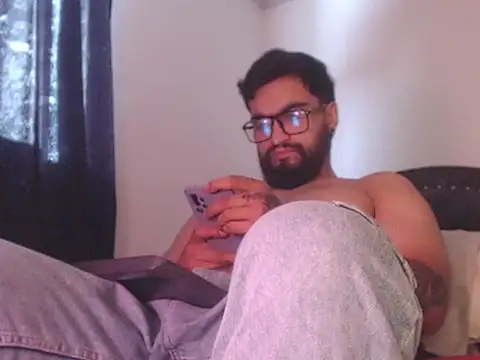 Snapshot of Chrys_harris77 chatting on May 8, 2026, 4:34 pm Chrys harris77 online show from May 8, 2026, 4:34 pm