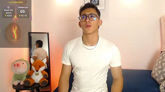 SalvadorFit online show from November 10, 2025, 8:08 pm