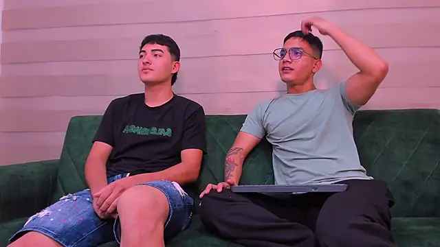 axel vega online show from November 27, 2025, 7:38 pm