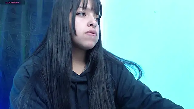 Snapshot of queen_salomme chatting on October 9, 2025, 12:03 pm queen salomme online show from October 9, 2025, 12:03 pm