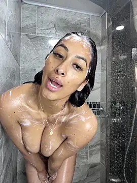 Snapshot of LawGoldman chatting on October 2, 2025, 1:23 am LawGoldman online show from October 2, 2025, 1:23 am