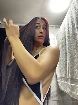 Snapshot of LawGoldman chatting on November 4, 2025, 9:47 pm LawGoldman online show from November 4, 2025, 9:47 pm