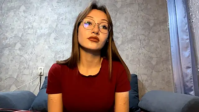 SetsukoBuddemeyer online show from October 10, 2025, 10:14 am