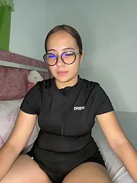 Snapshot of sacha_torres02 chatting on October 12, 2025, 10:53 pm sacha torres02 online show from October 12, 2025, 10:53 pm