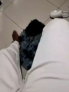 ParisDacelebrity123 online show from September 21, 2025, 12:01 am