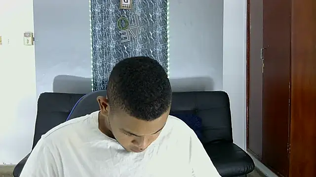 Dios es amor1006 online show from October 1, 2025, 5:35 am