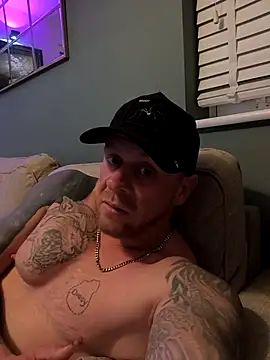 Snapshot of jokerandharley2crazy chatting on September 21, 2025, 11:17 pm jokerandharley2crazy online show from September 21, 2025, 11:17 pm