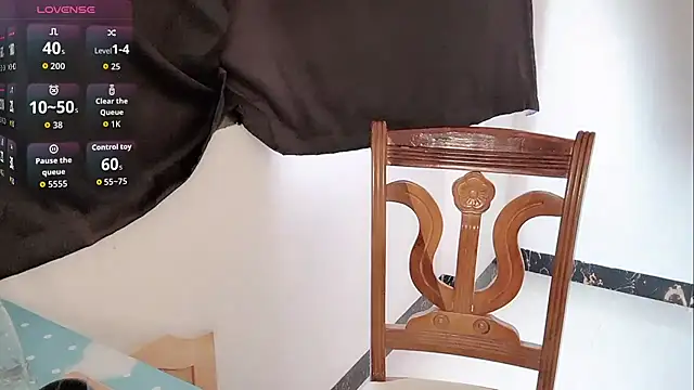 Xiaoxiao-258 online show from October 2, 2025, 1:01 am