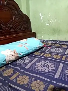 Snapshot of Cute_Couple59 chatting on October 15, 2025, 9:53 am Cute Couple59 online show from October 15, 2025, 9:53 am