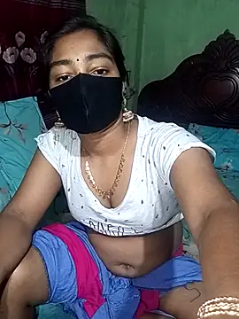 Snapshot of Cute_Couple59 chatting on April 7, 2026, 6:30 pm Cute Couple59 online show from April 7, 2026, 6:30 pm