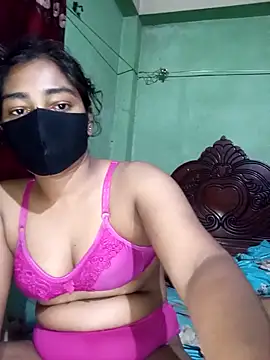 Snapshot of Cute_Couple59 chatting on April 16, 2026, 9:39 pm Cute Couple59 online show from April 16, 2026, 9:39 pm