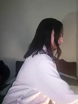 Snapshot of Vale_stone_ chatting on September 29, 2025, 3:33 am Vale stone online show from September 29, 2025, 3:33 am