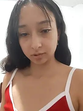 Snapshot of Vale_stone_ chatting on March 1, 2026, 11:07 pm Vale stone online show from March 1, 2026, 11:07 pm