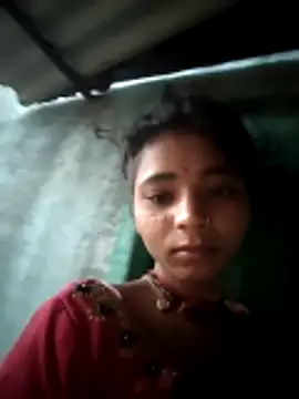 Snapshot of R_Roshni chatting on October 17, 2025, 12:36 am R Roshni online show from October 17, 2025, 12:36 am