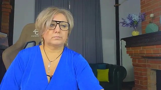 Marta Wils online show from November 13, 2025, 3:16 am