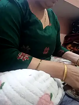 Snapshot of Jeya_thakur chatting on February 13, 2026, 7:04 am Jeya thakur online show from February 13, 2026, 7:04 am