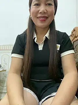 Snapshot of Milky-milk chatting on June 8, 2026, 2:17 pm Milky-milk online show from June 8, 2026, 2:17 pm