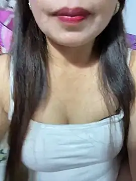 Snapshot of Milky-milk chatting on July 8, 2026, 1:59 pm Milky-milk online show from July 8, 2026, 1:59 pm