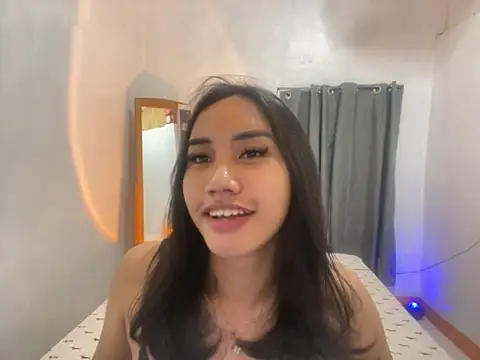 Divine Goddesss online show from October 1, 2025, 3:40 pm